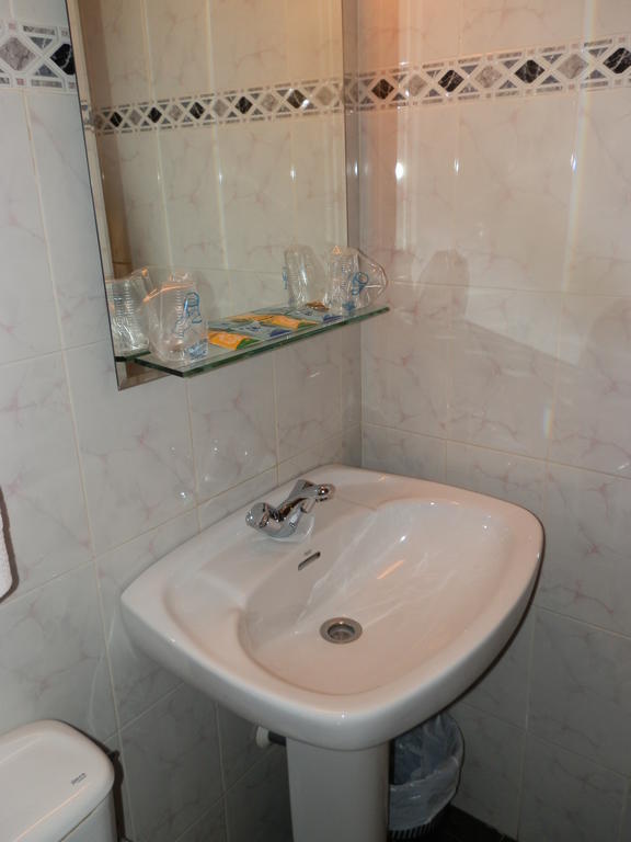 ホステル レストランテ サン ポウル コンスエグラ 部屋 写真